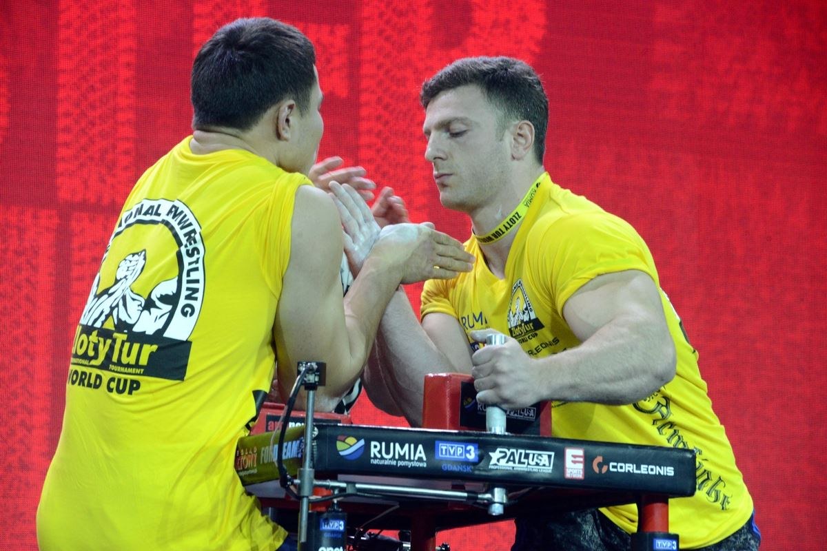 Zloty Tur 2016 Right Hand By Donat Supinski