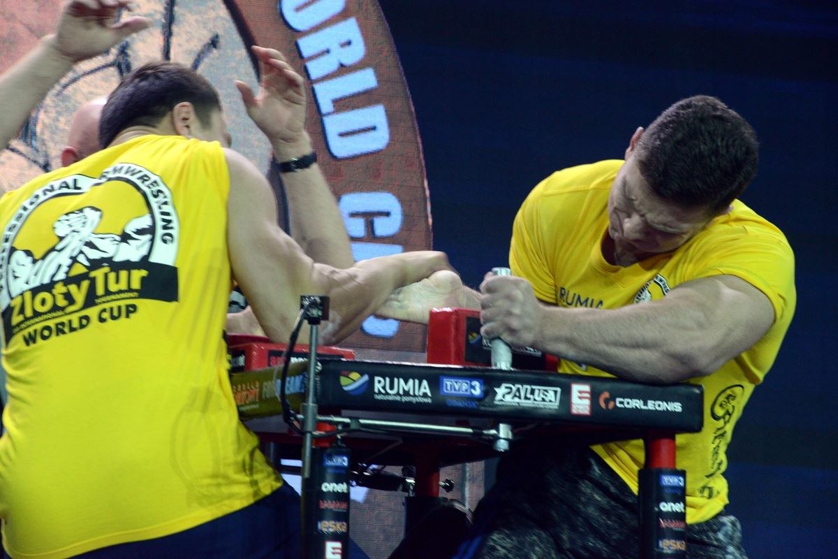 Zloty Tur 2016 Right Hand By Donat Supinski