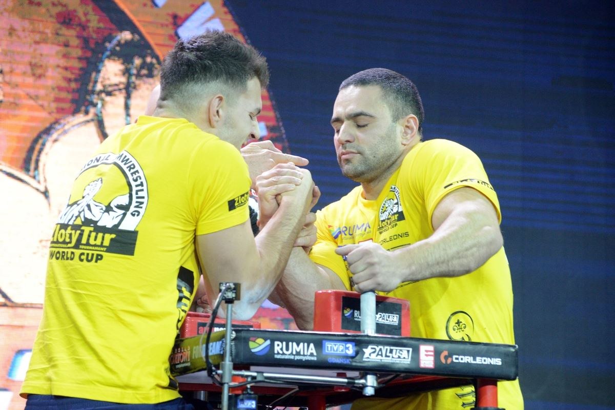 Zloty Tur 2016 Right Hand By Donat Supinski