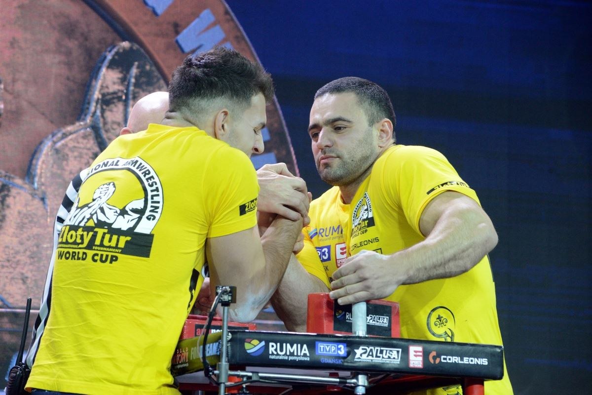 Zloty Tur 2016 Right Hand By Donat Supinski