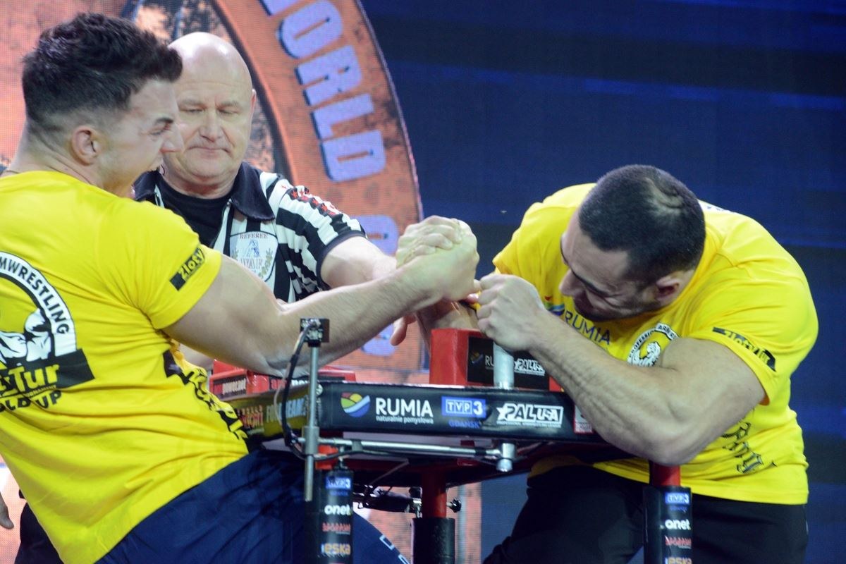 Zloty Tur 2016 Right Hand By Donat Supinski