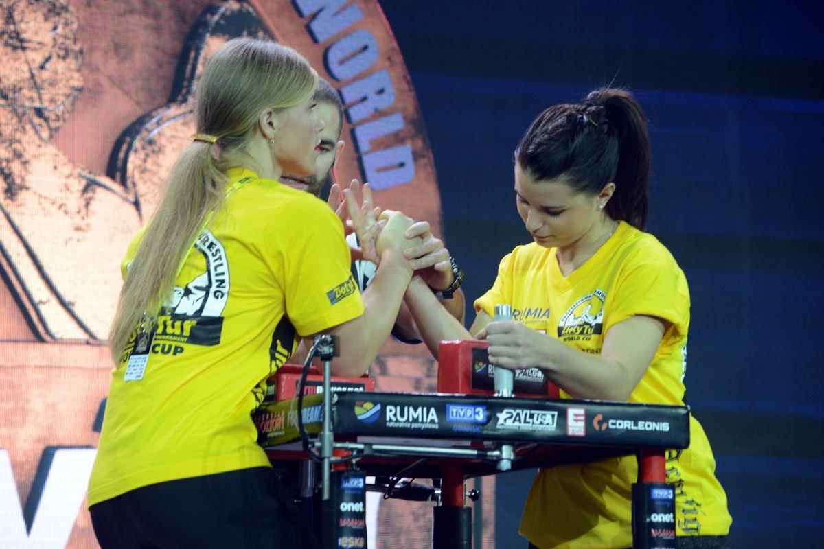 Zloty Tur 2016 Right Hand By Donat Supinski