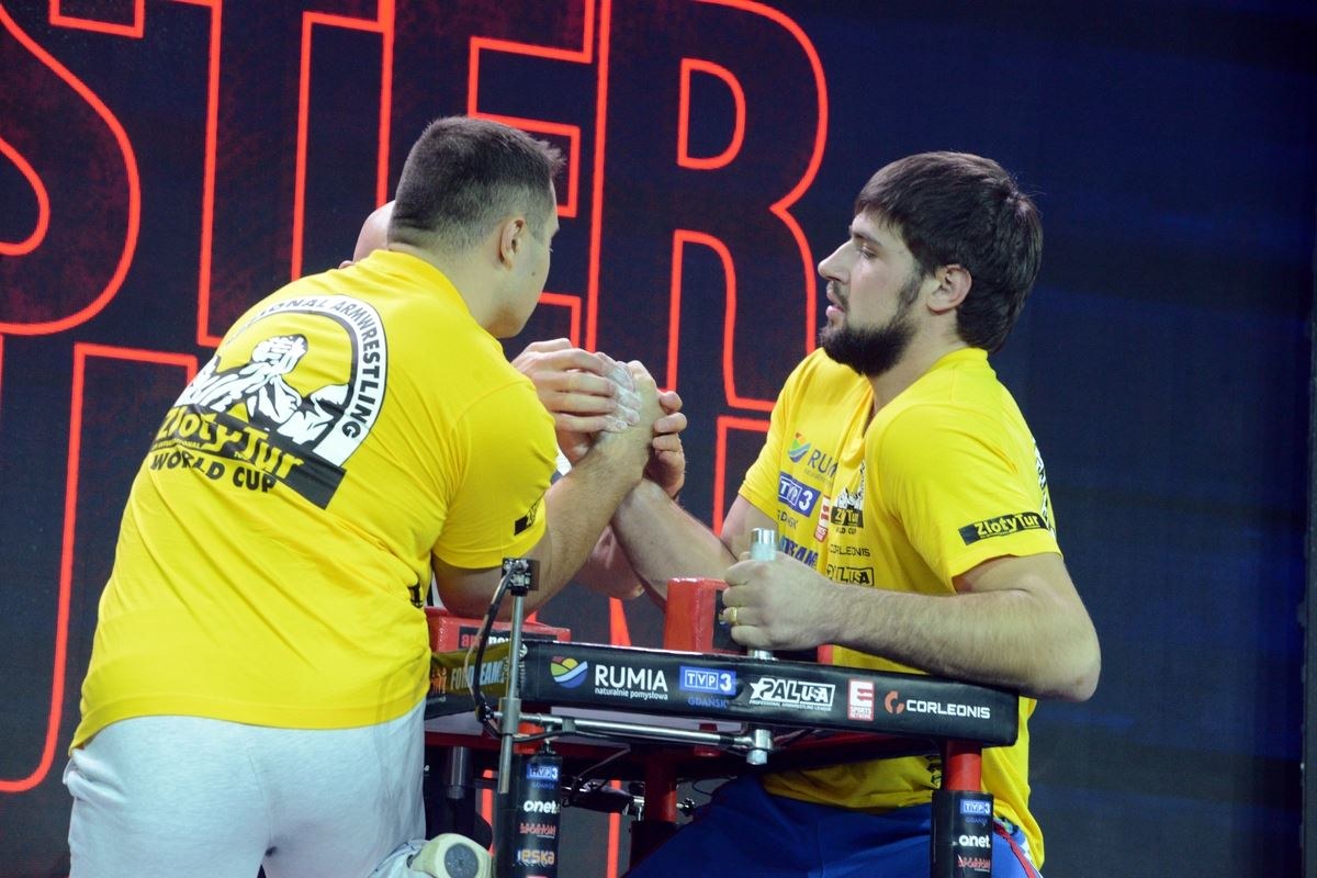 Zloty Tur 2016 Right Hand By Donat Supinski