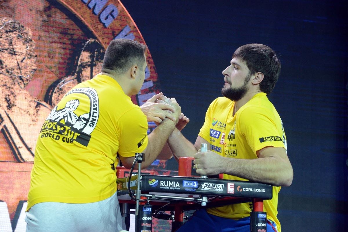 Zloty Tur 2016 Right Hand By Donat Supinski