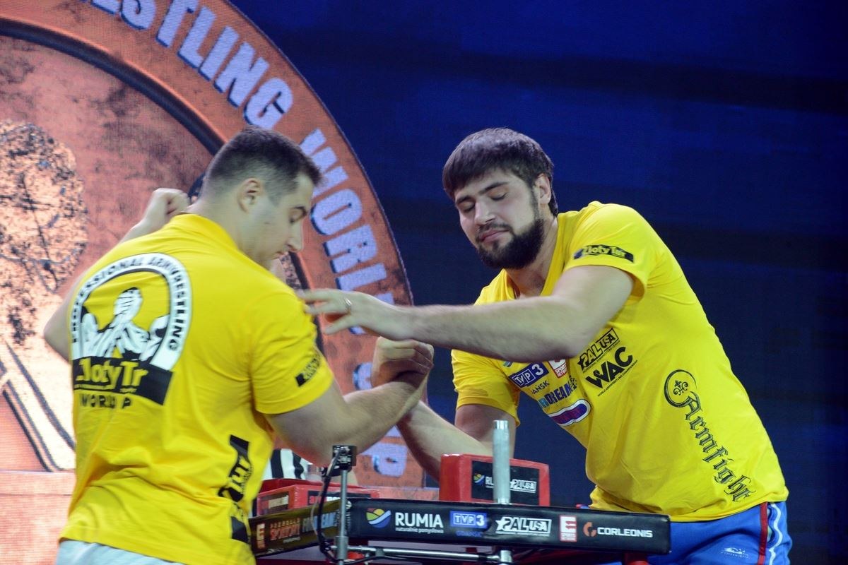 Zloty Tur 2016 Right Hand By Donat Supinski