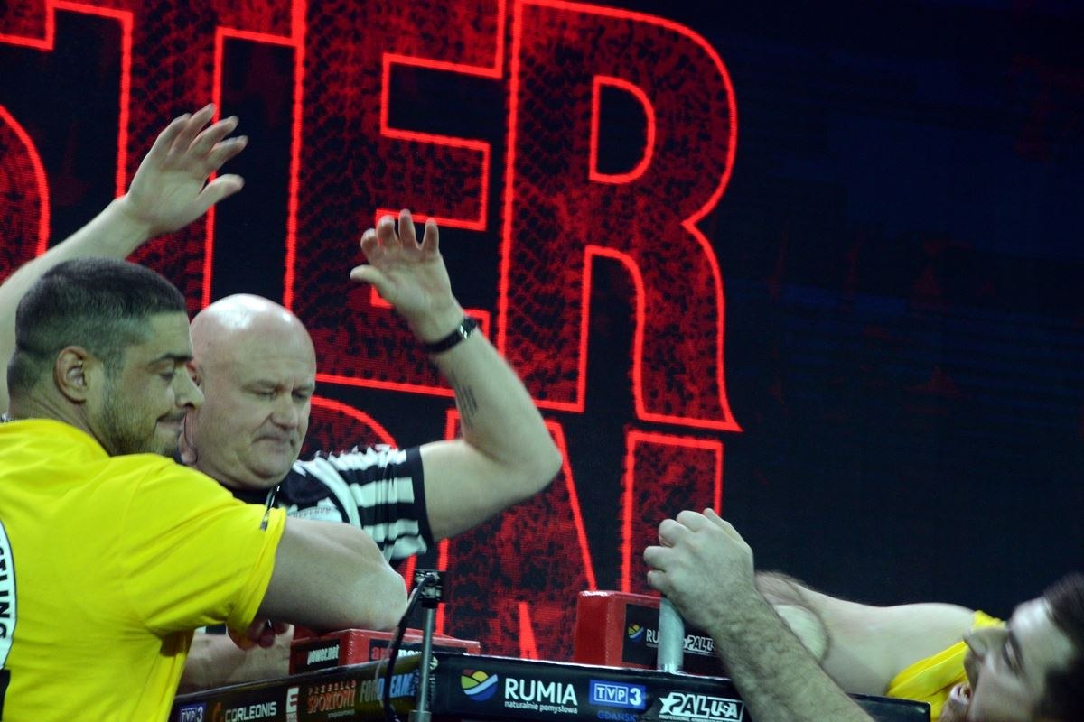 Zloty Tur 2016 Right Hand By Donat Supinski