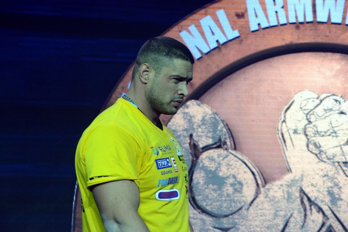 Zloty Tur 2016 Right Hand By Donat Supinski