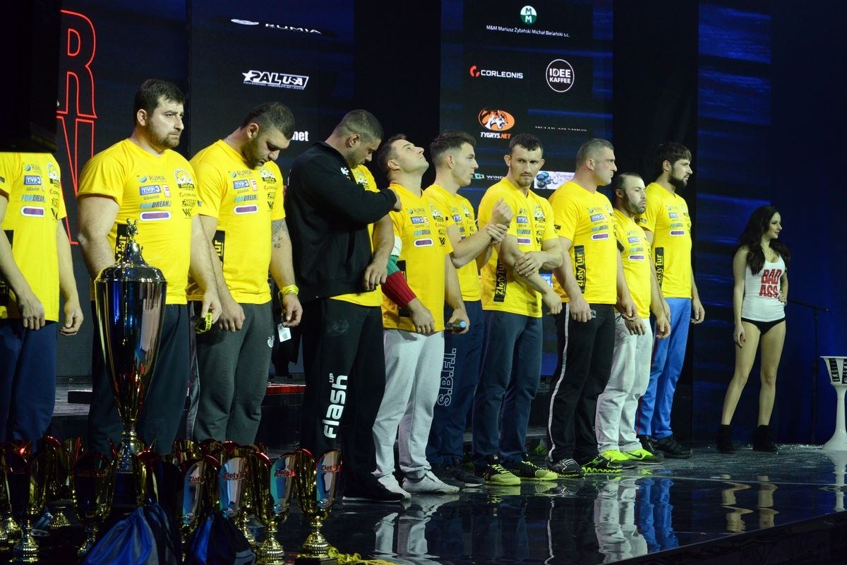 Zloty Tur 2016 Right Hand By Donat Supinski