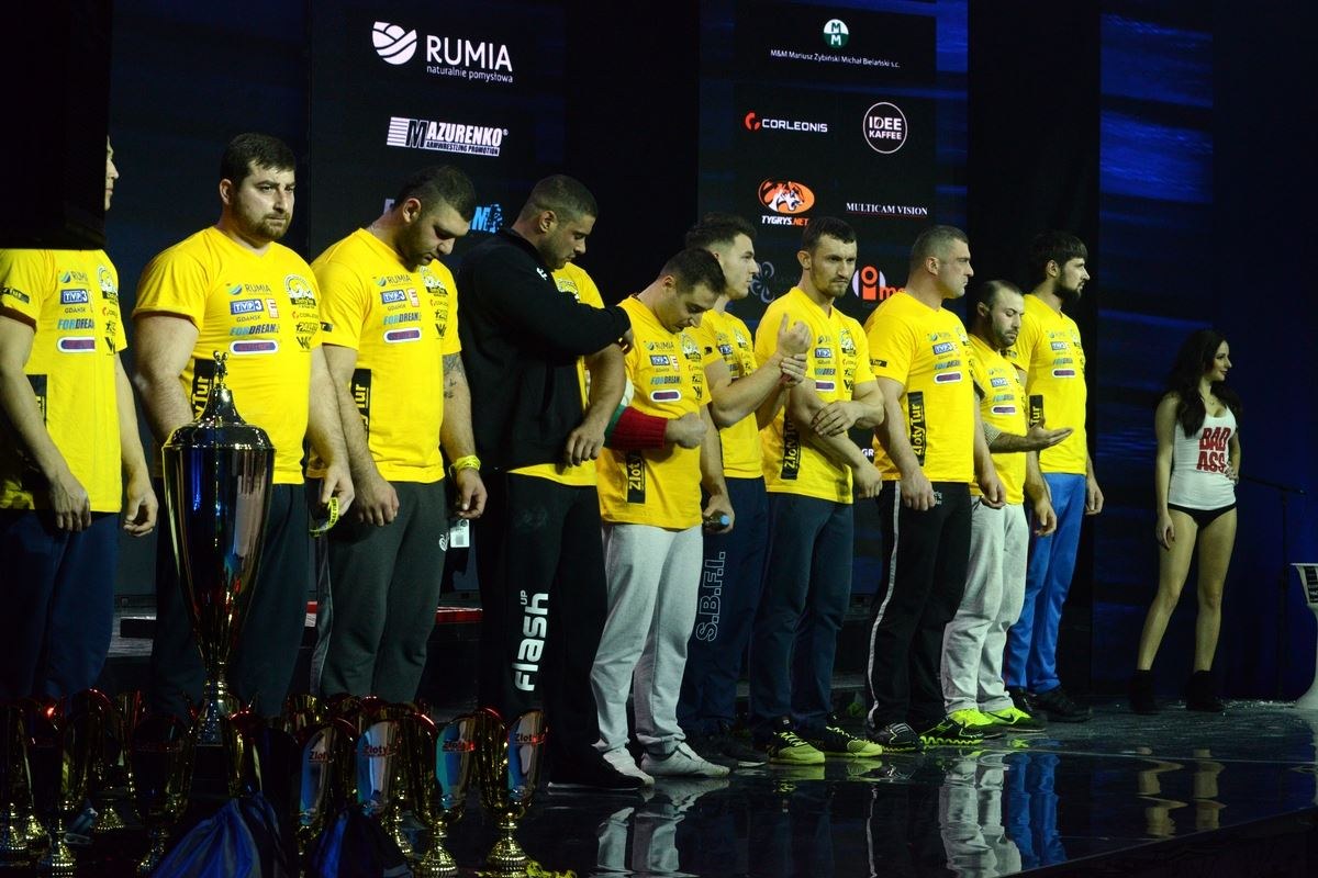 Zloty Tur 2016 Right Hand By Donat Supinski