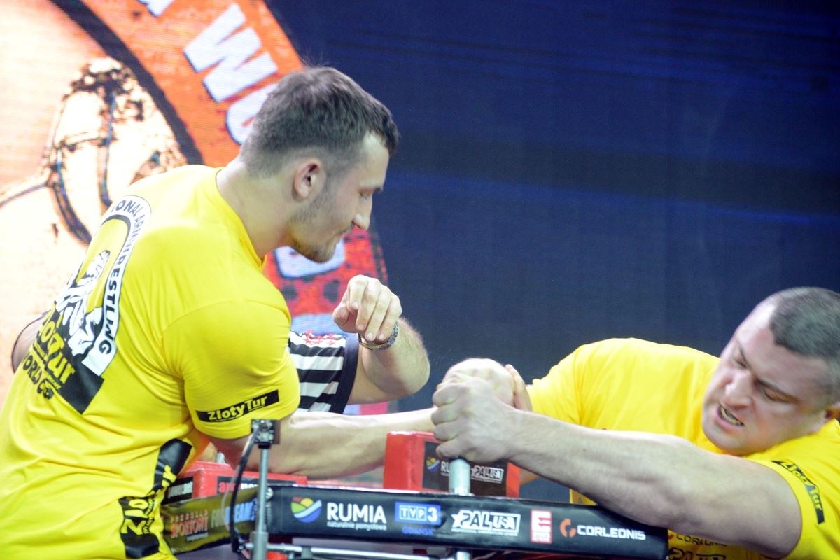 Zloty Tur 2016 Right Hand By Donat Supinski