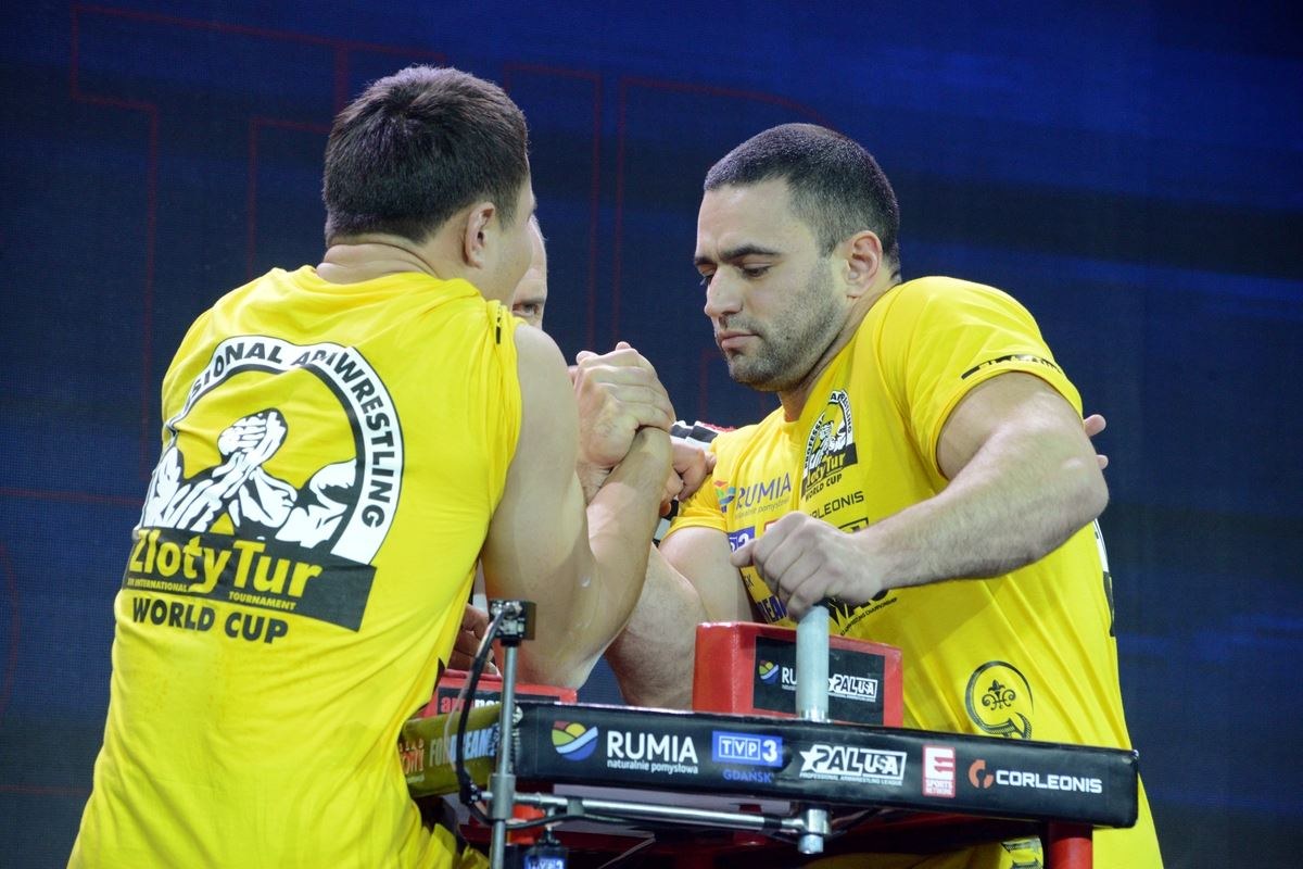 Zloty Tur 2016 Right Hand By Donat Supinski