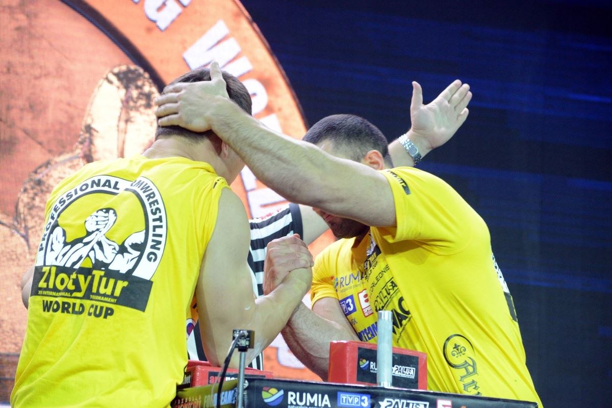 Zloty Tur 2016 Right Hand By Donat Supinski