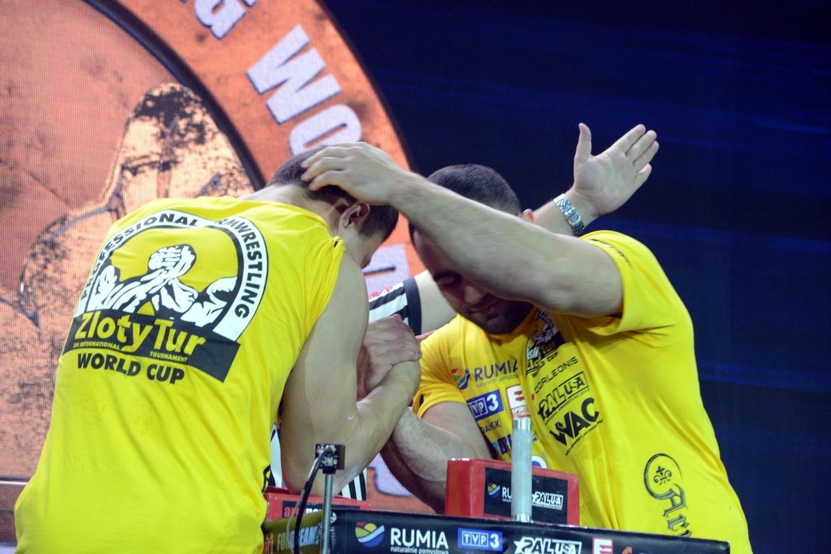 Zloty Tur 2016 Right Hand By Donat Supinski