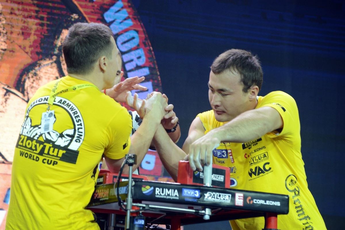 Zloty Tur 2016 Right Hand By Donat Supinski