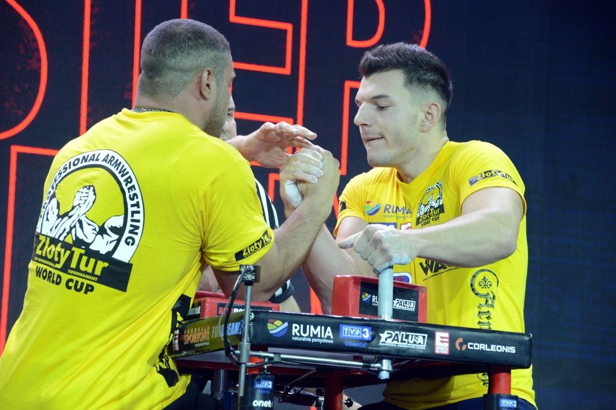 Zloty Tur 2016 Right Hand By Donat Supinski