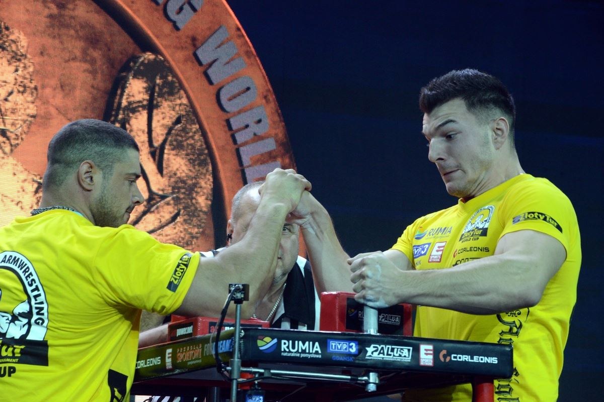 Zloty Tur 2016 Right Hand By Donat Supinski