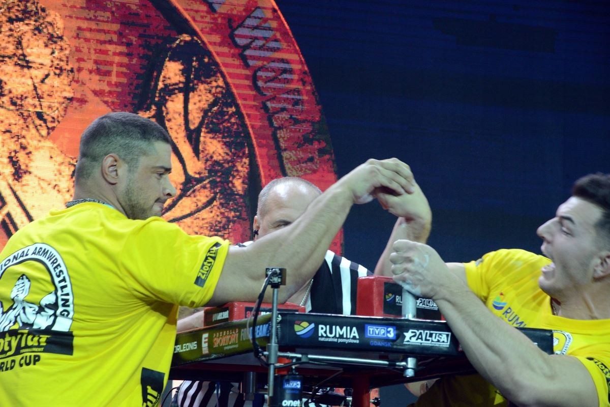 Zloty Tur 2016 Right Hand By Donat Supinski