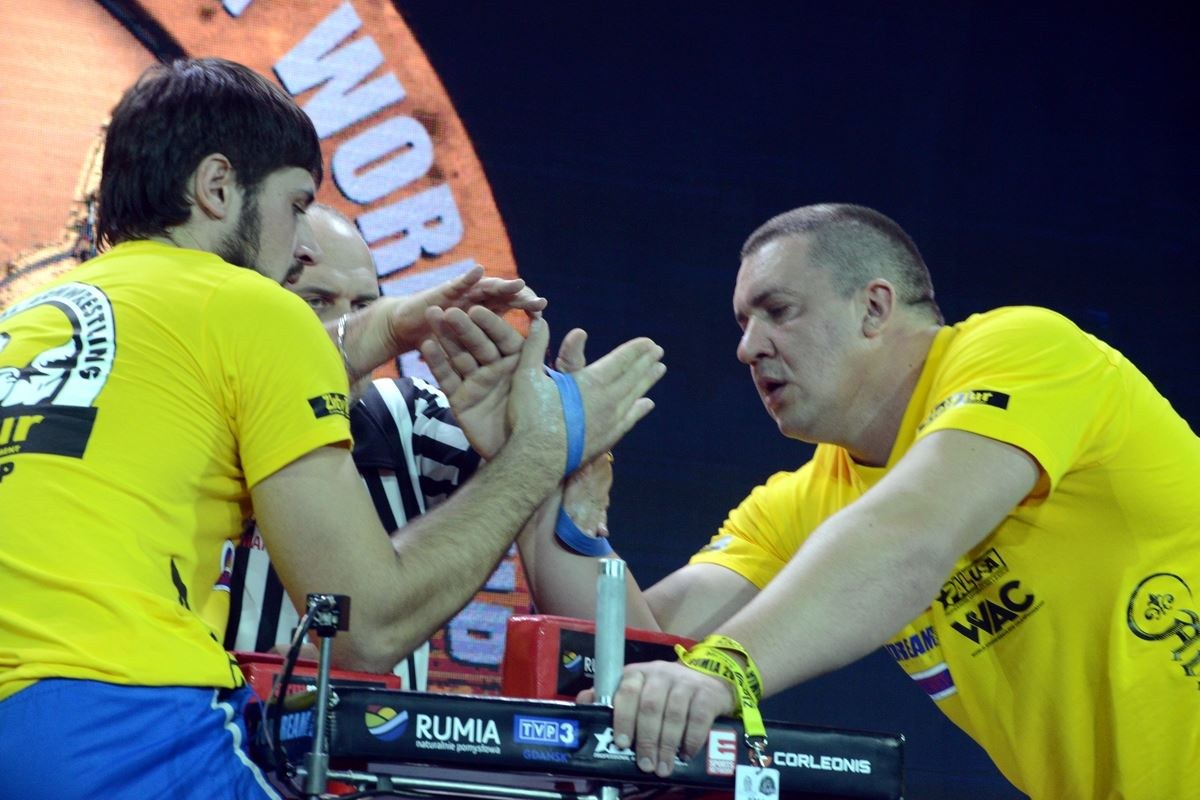 Zloty Tur 2016 Right Hand By Donat Supinski