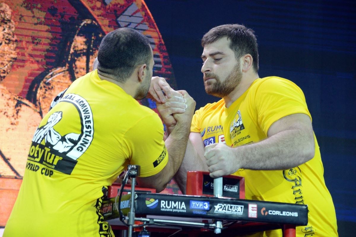 Zloty Tur 2016 Right Hand By Donat Supinski