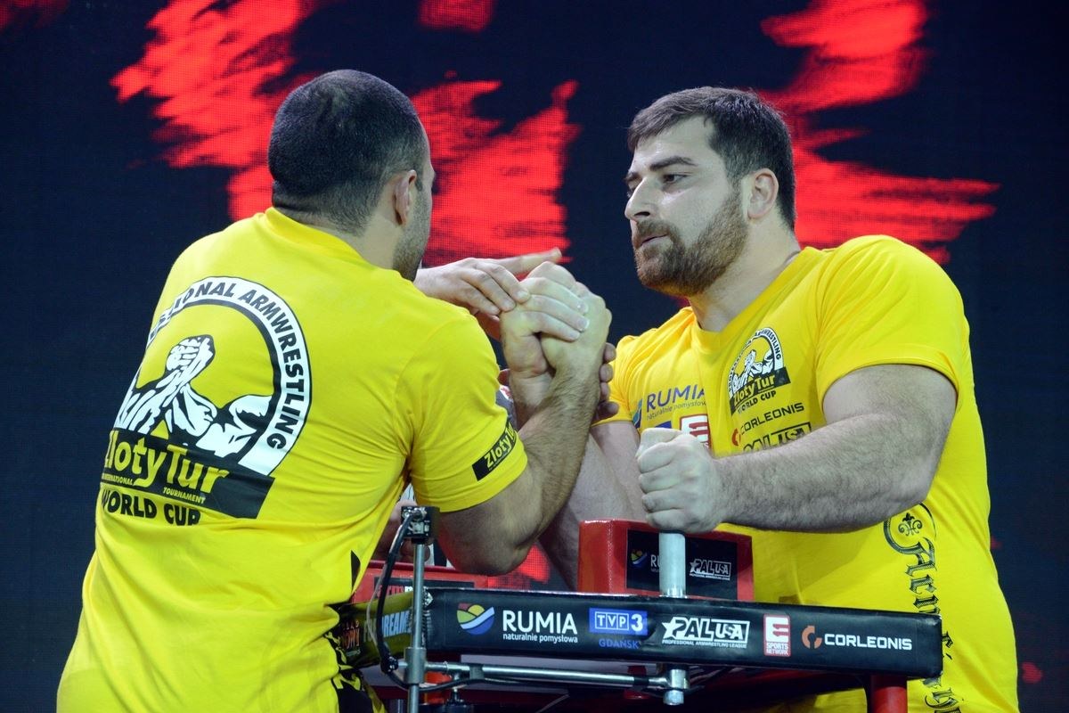 Zloty Tur 2016 Right Hand By Donat Supinski