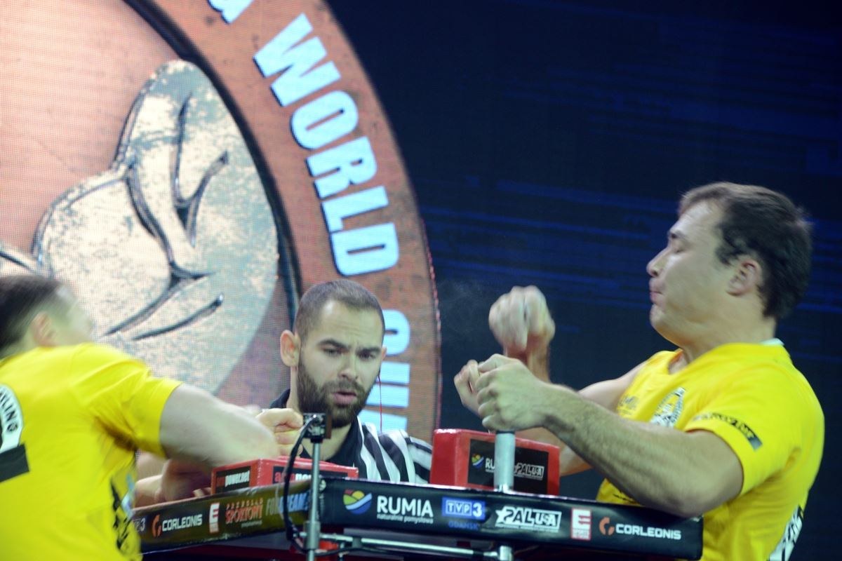 Zloty Tur 2016 Right Hand By Donat Supinski