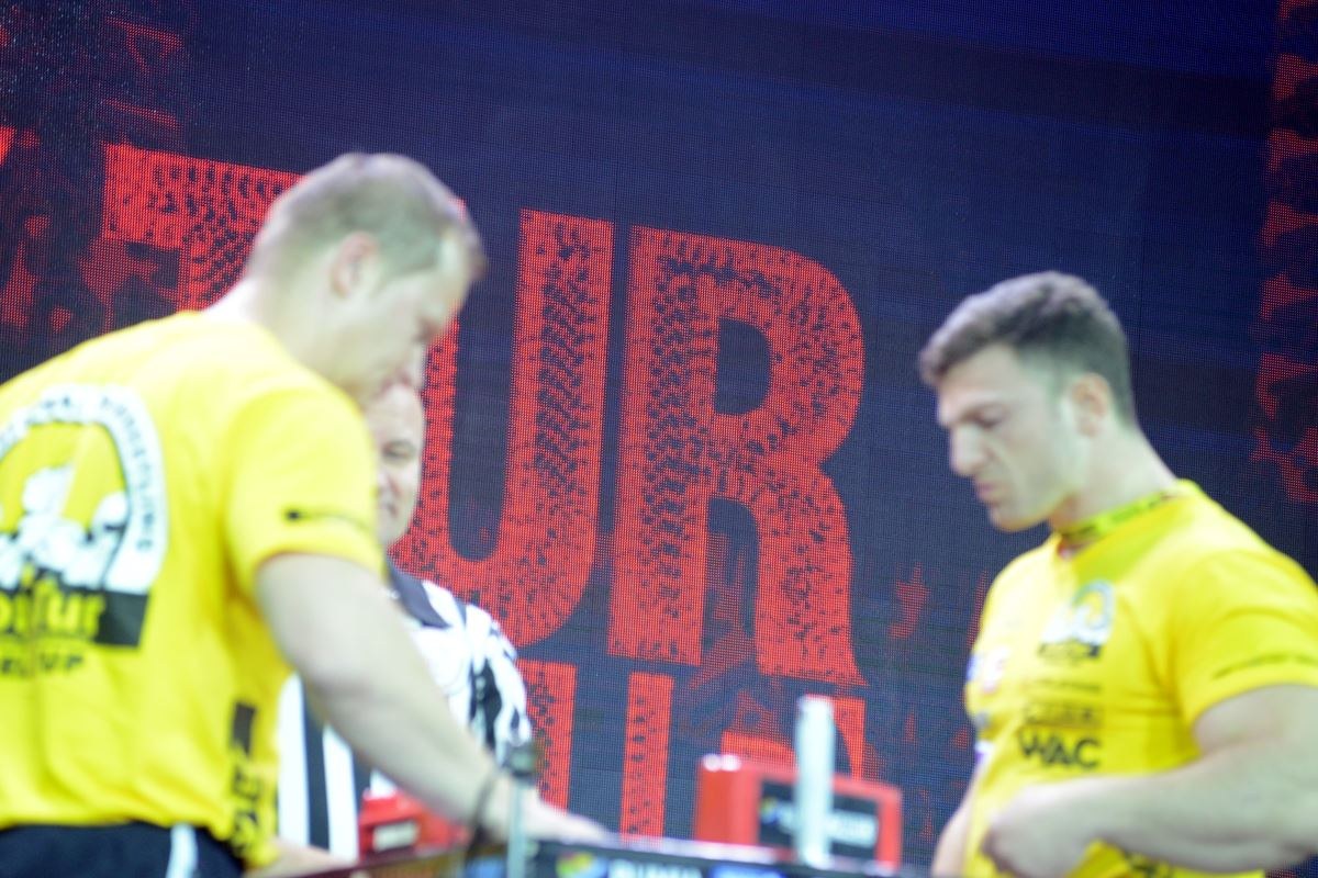 Zloty Tur 2016 Right Hand By Donat Supinski