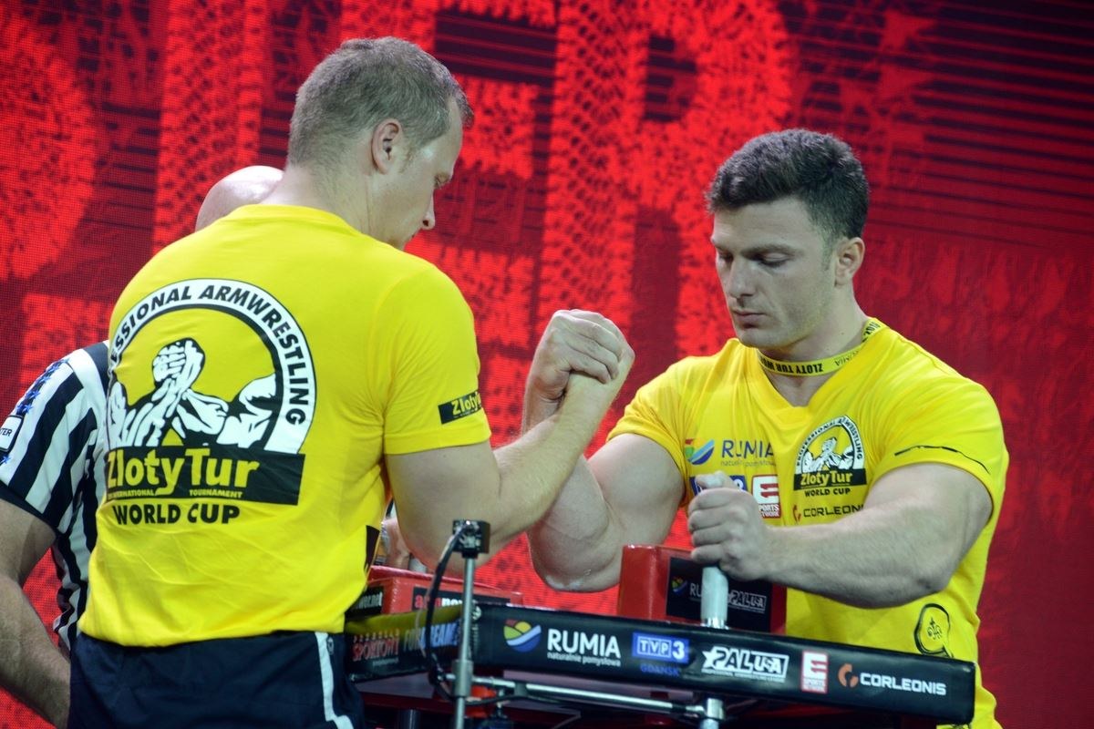 Zloty Tur 2016 Right Hand By Donat Supinski