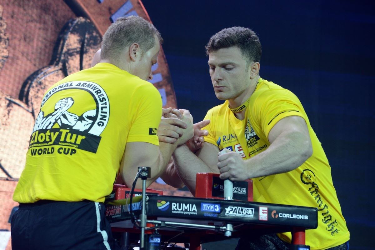 Zloty Tur 2016 Right Hand By Donat Supinski