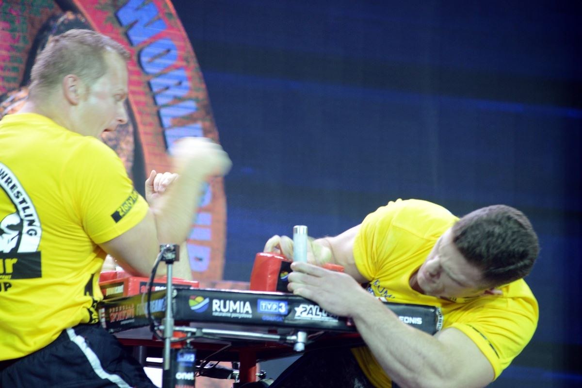 Zloty Tur 2016 Right Hand By Donat Supinski