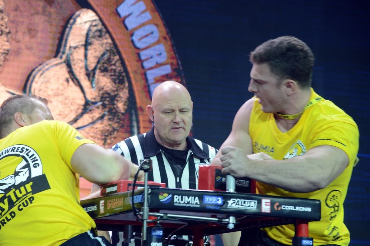 Zloty Tur 2016 Right Hand By Donat Supinski