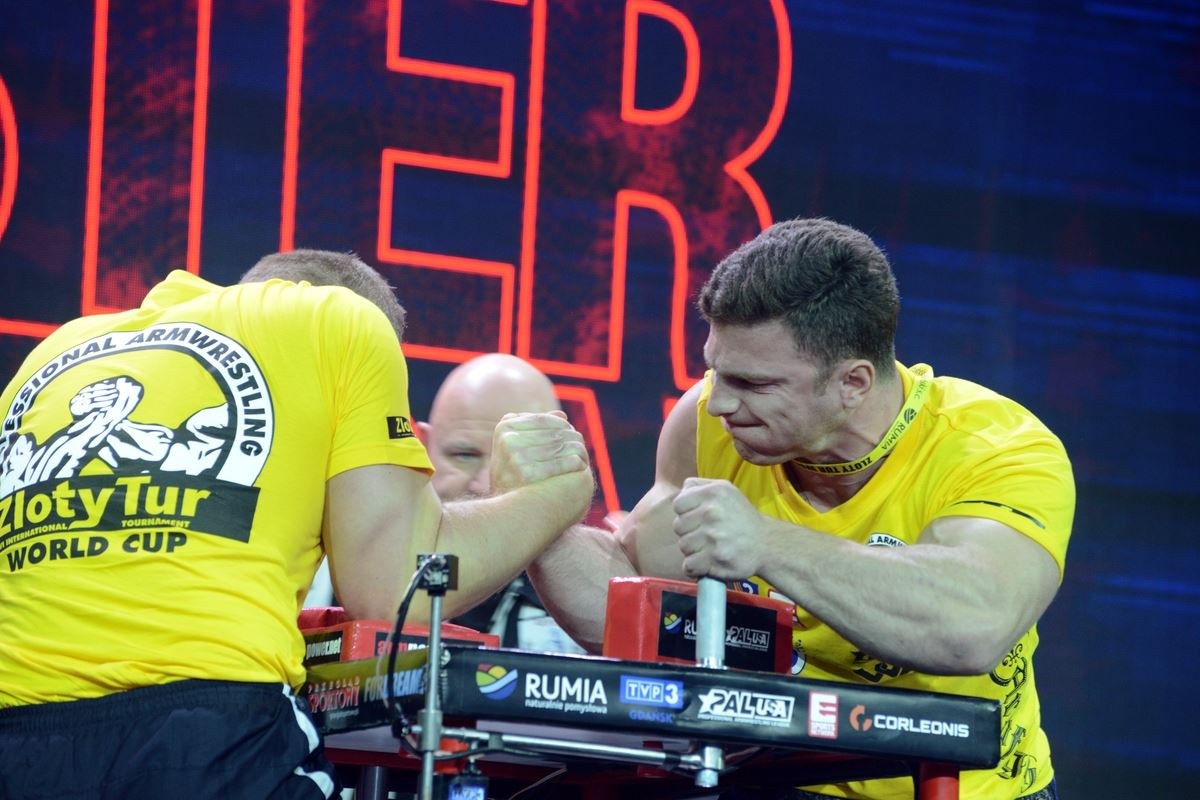 Zloty Tur 2016 Right Hand By Donat Supinski