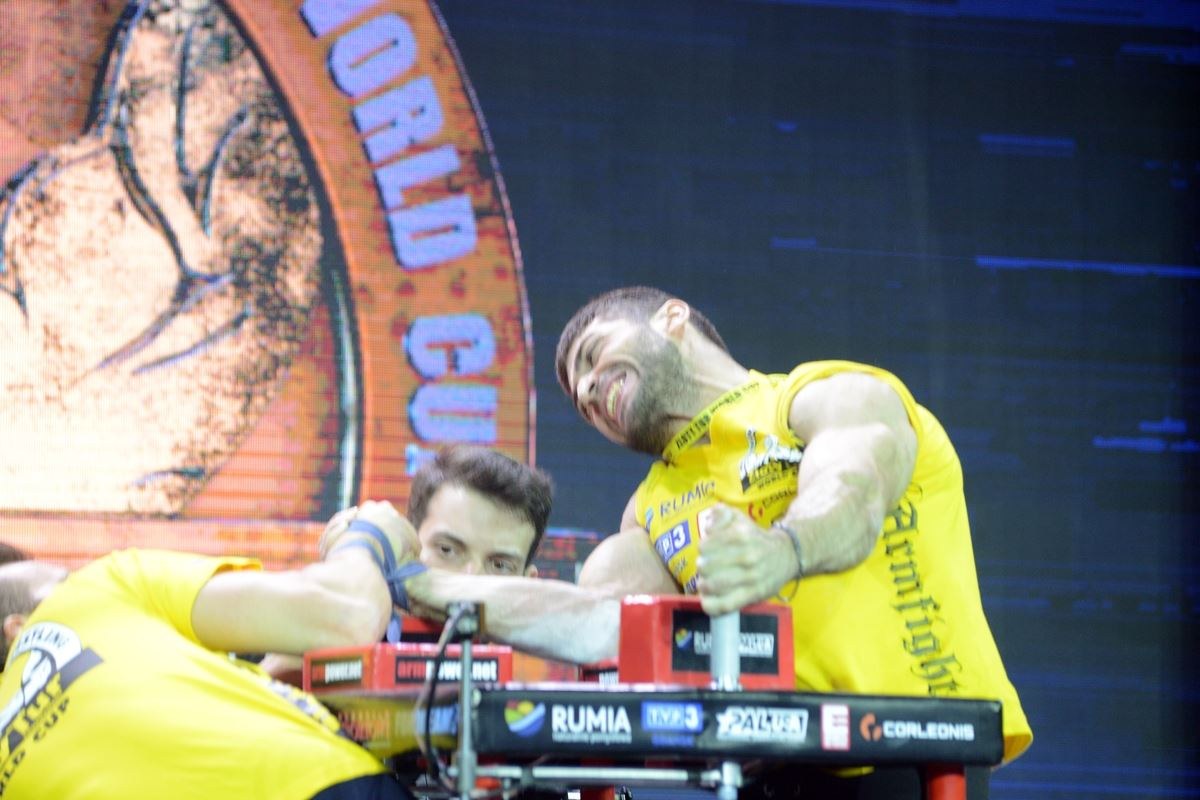 Zloty Tur 2016 Right Hand By Donat Supinski