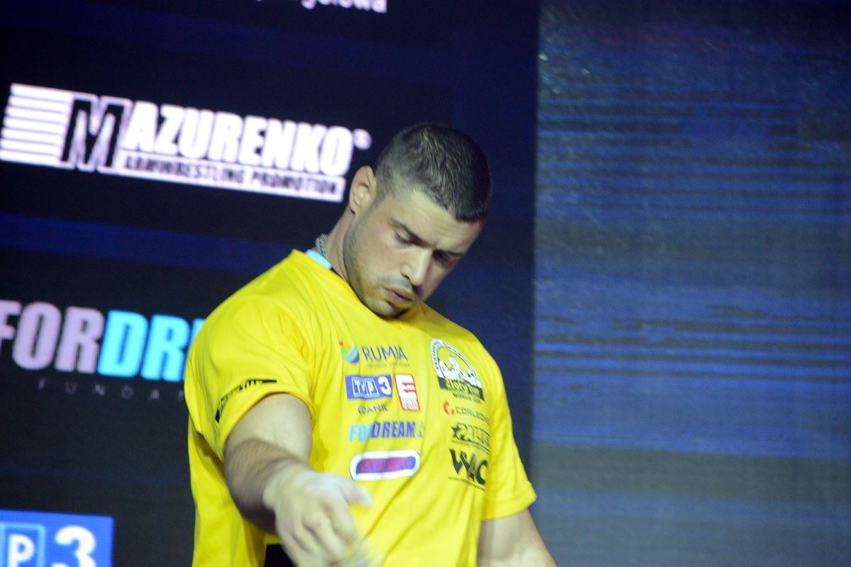 Zloty Tur 2016 Right Hand By Donat Supinski