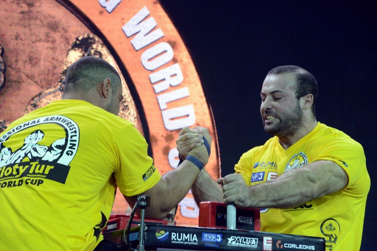 Zloty Tur 2016 Right Hand By Donat Supinski