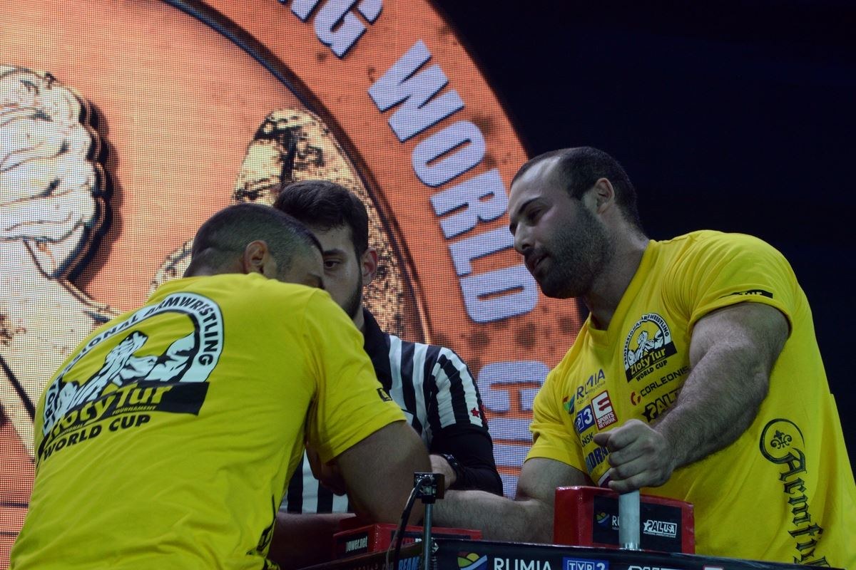 Zloty Tur 2016 Right Hand By Donat Supinski