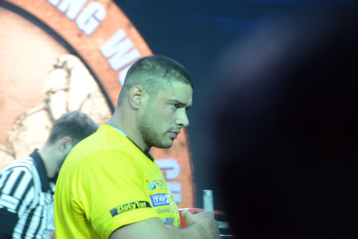 Zloty Tur 2016 Right Hand By Donat Supinski