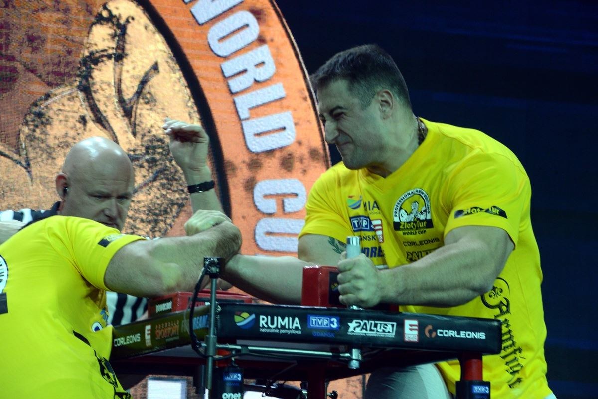 Zloty Tur 2016 Right Hand By Donat Supinski