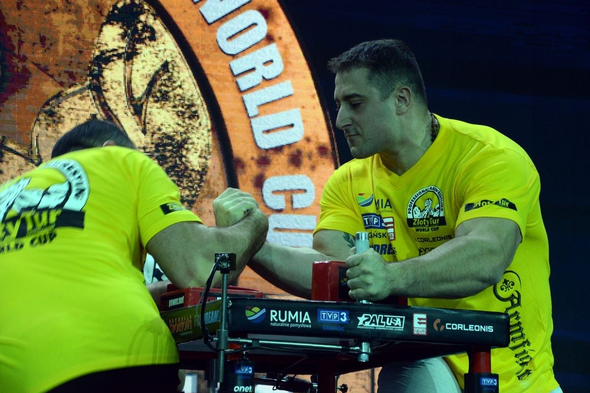 Zloty Tur 2016 Right Hand By Donat Supinski