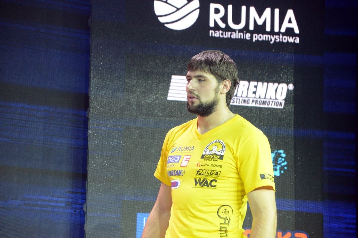 Zloty Tur 2016 Right Hand By Donat Supinski