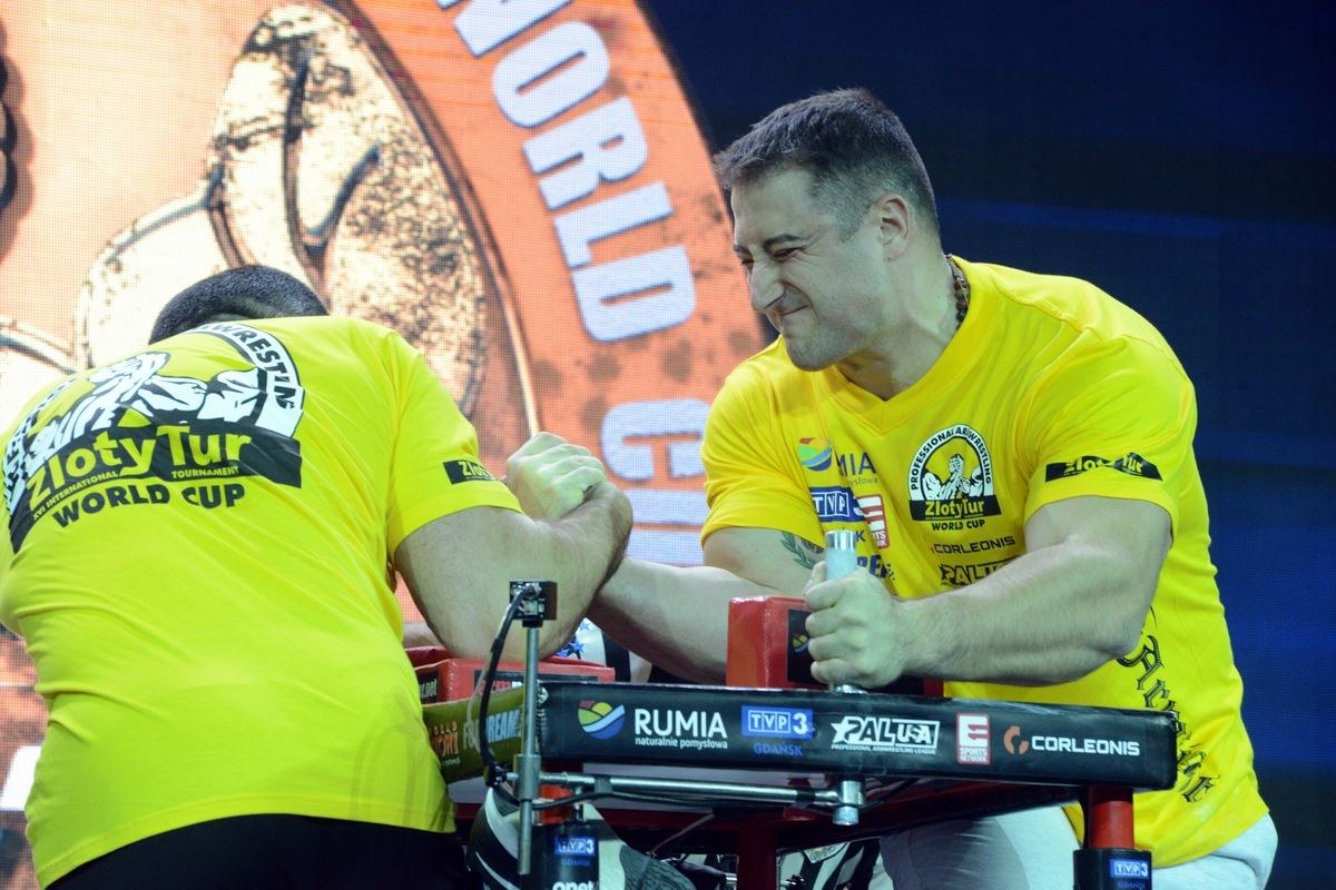 Zloty Tur 2016 Right Hand By Donat Supinski