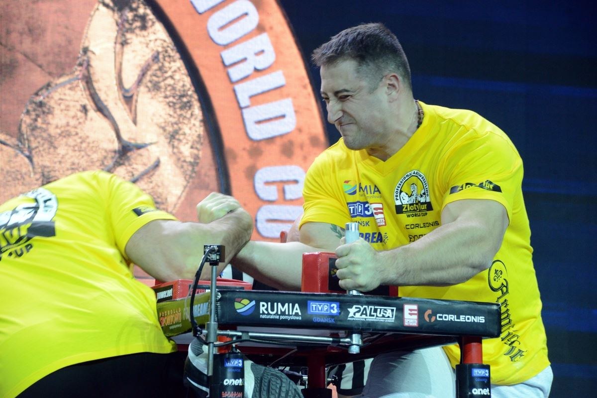 Zloty Tur 2016 Right Hand By Donat Supinski