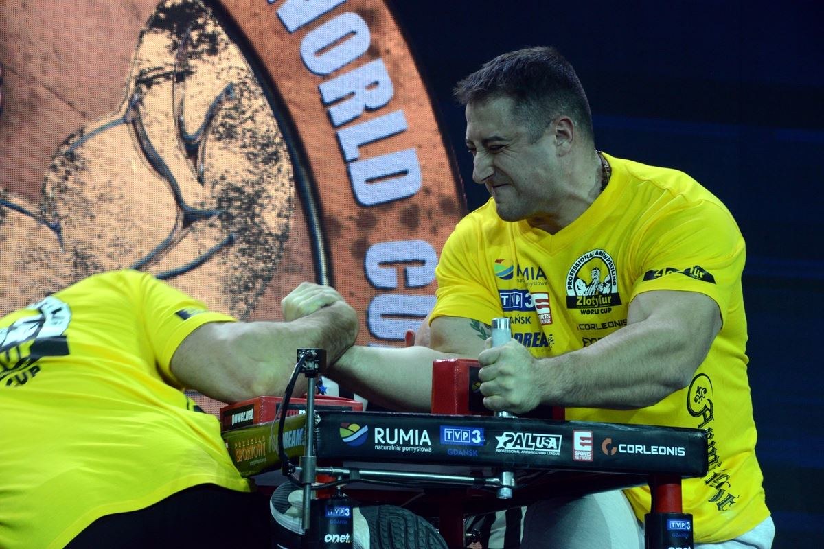 Zloty Tur 2016 Right Hand By Donat Supinski