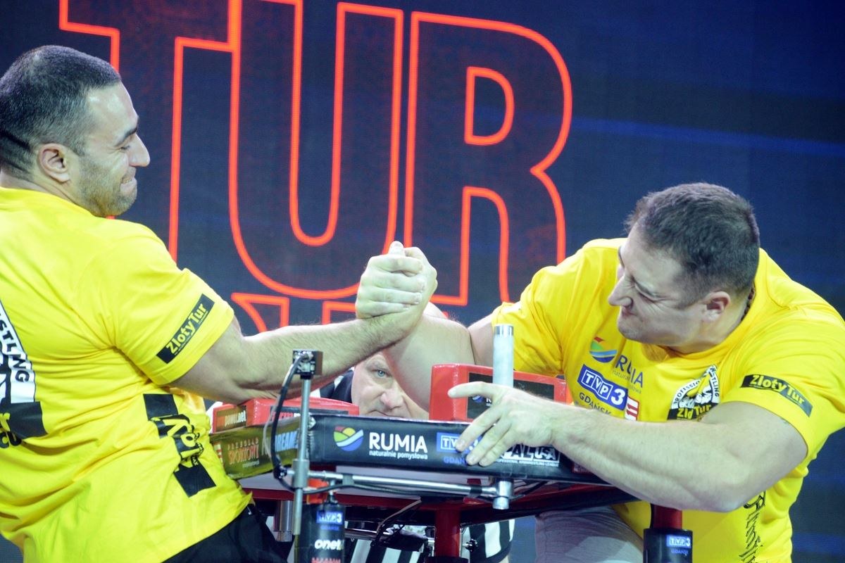 Zloty Tur 2016 Right Hand By Donat Supinski