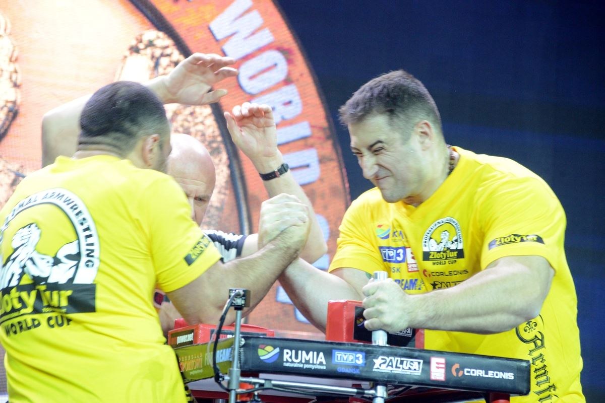 Zloty Tur 2016 Right Hand By Donat Supinski