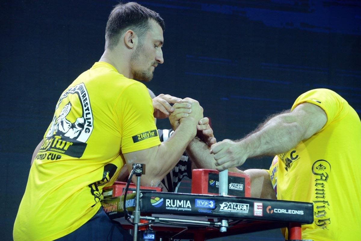 Zloty Tur 2016 Right Hand By Donat Supinski