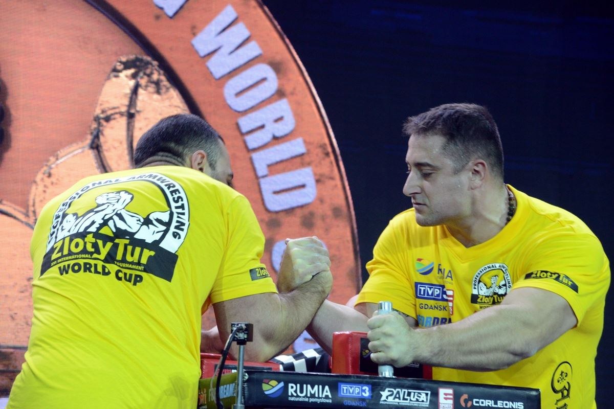 Zloty Tur 2016 Right Hand By Donat Supinski