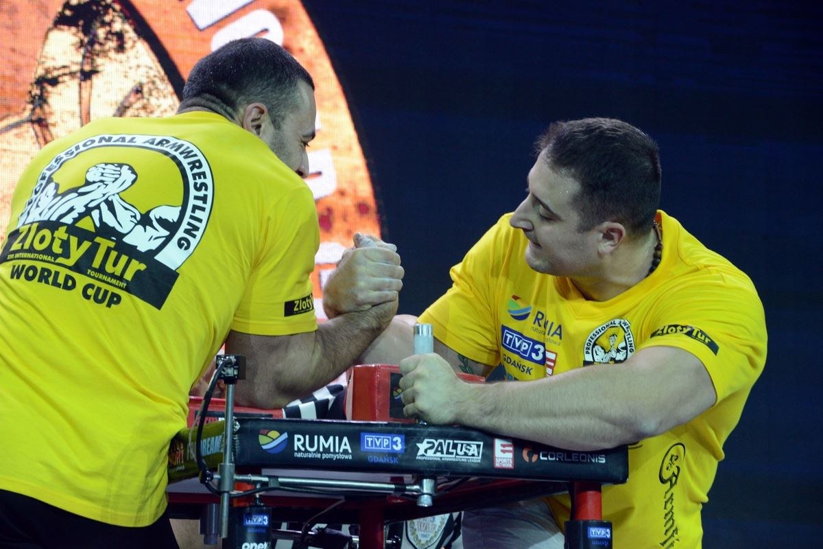 Zloty Tur 2016 Right Hand By Donat Supinski