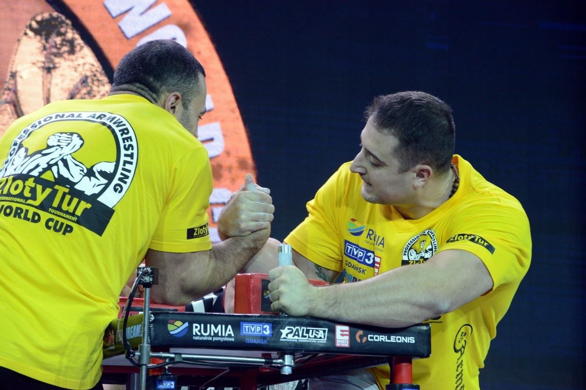 Zloty Tur 2016 Right Hand By Donat Supinski