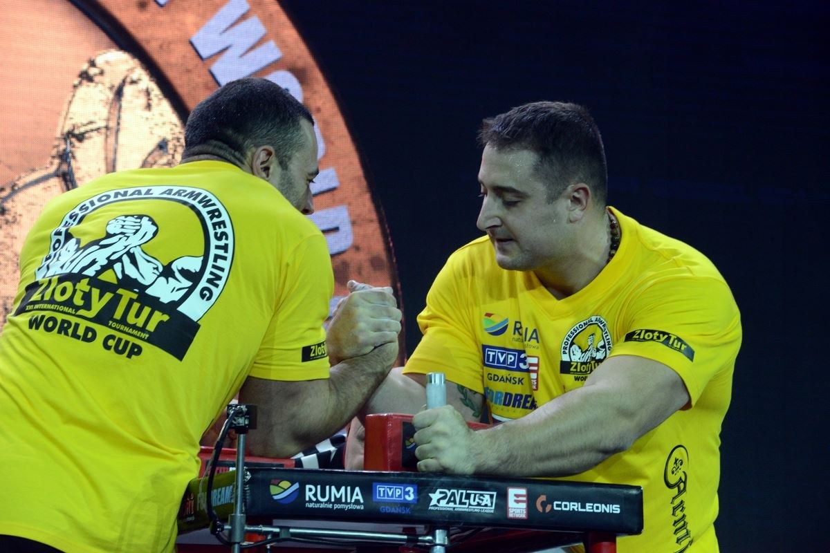 Zloty Tur 2016 Right Hand By Donat Supinski