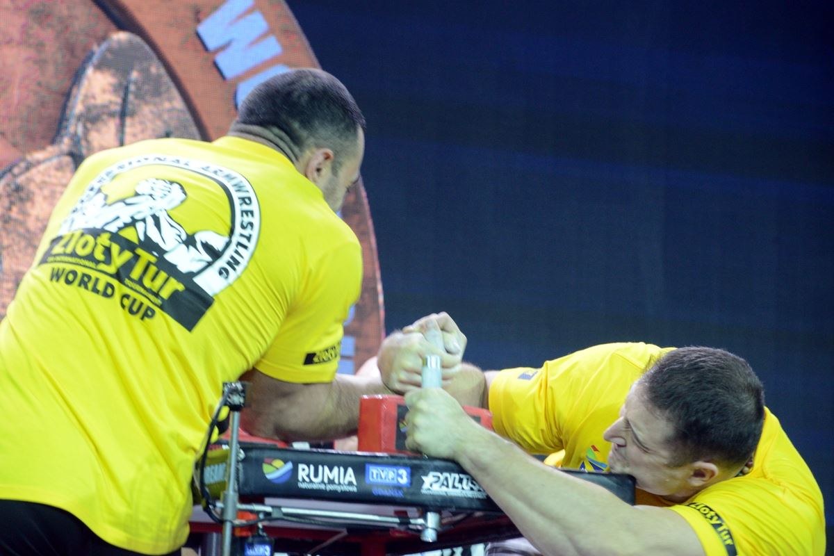 Zloty Tur 2016 Right Hand By Donat Supinski